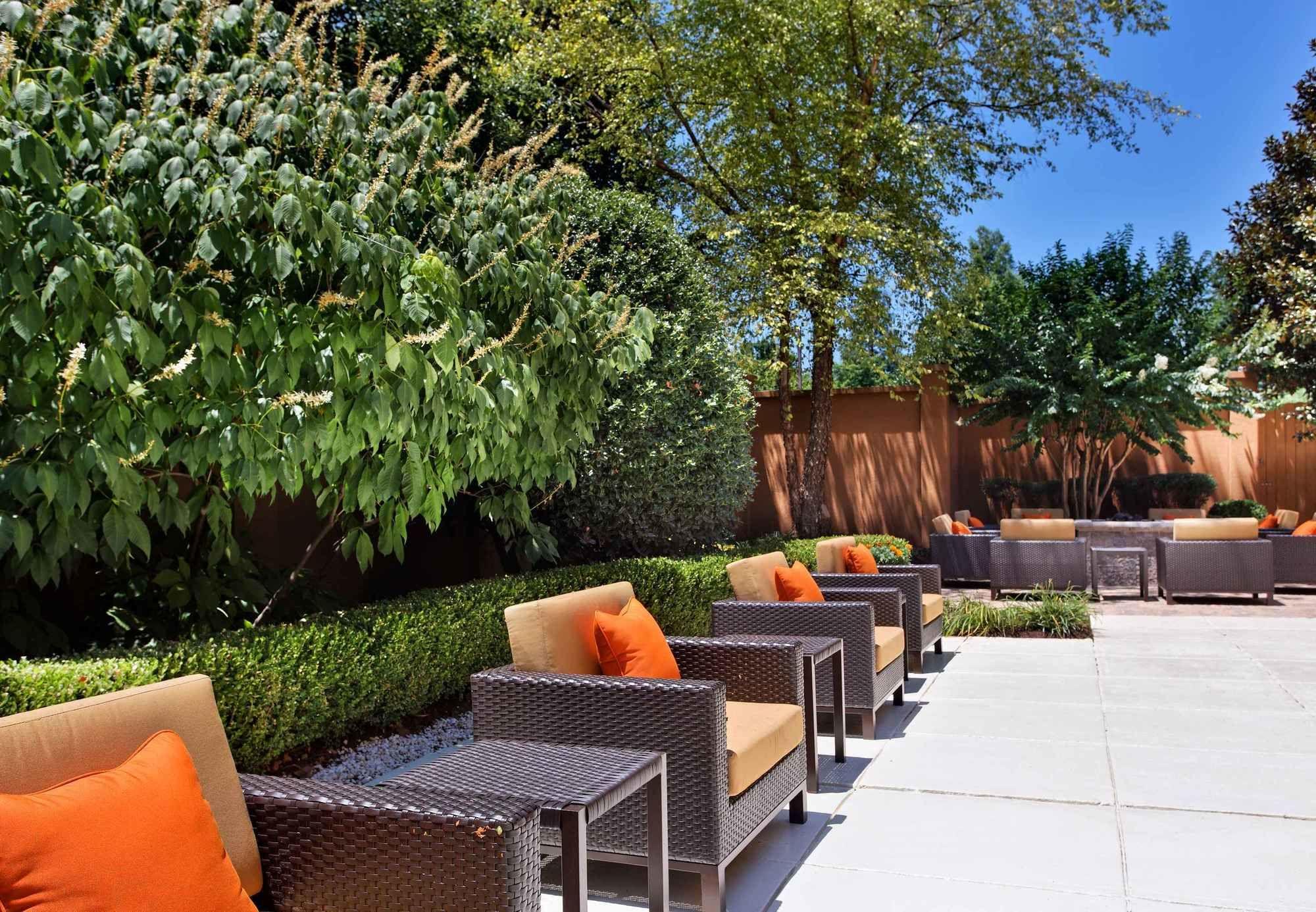 Courtyard Knoxville Cedar Bluff Exterior photo